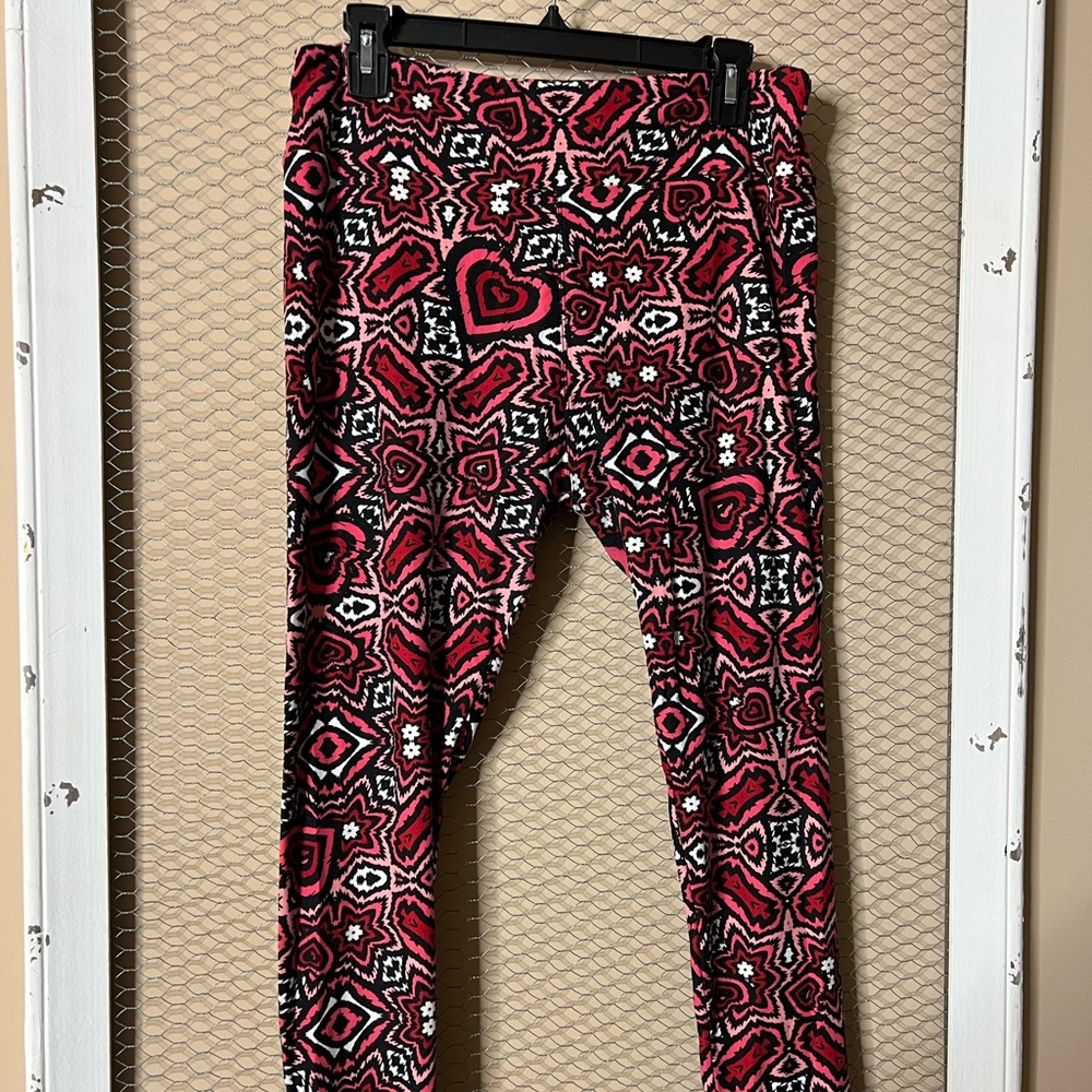 LuLaRoe Leggings TC Heart themed